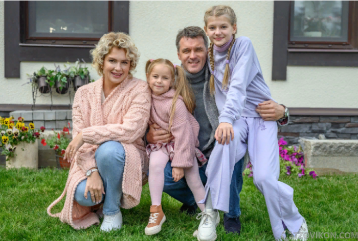 
                            Сериал «Анна Медиум-2», 2023
                         - отзывы